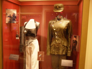 Bond-James-Bond-Costumes